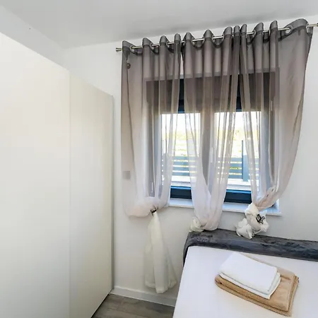 Cozy In Maslenica